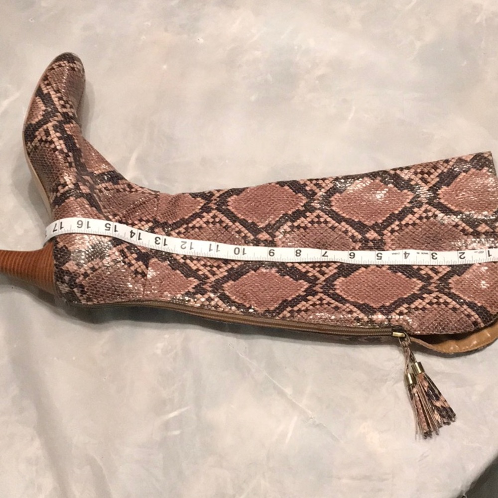 Bandolino snake skin boots - Picture 8 of 8